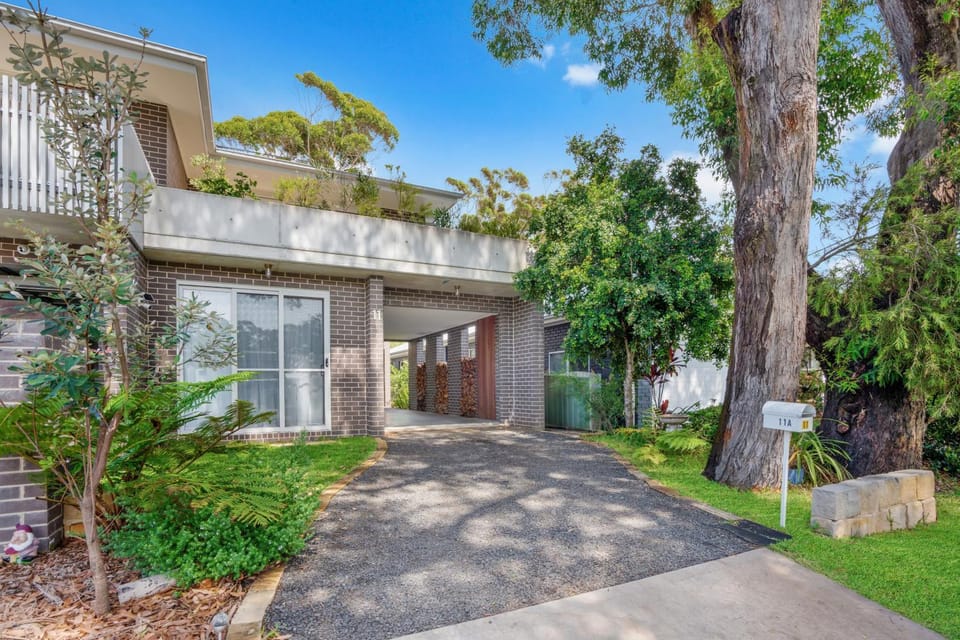 Bateau Bay Retreat House in Central Coast
