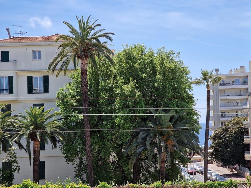 magnifique studio 2 pers, plage à 120 mètres Apartment in Antibes