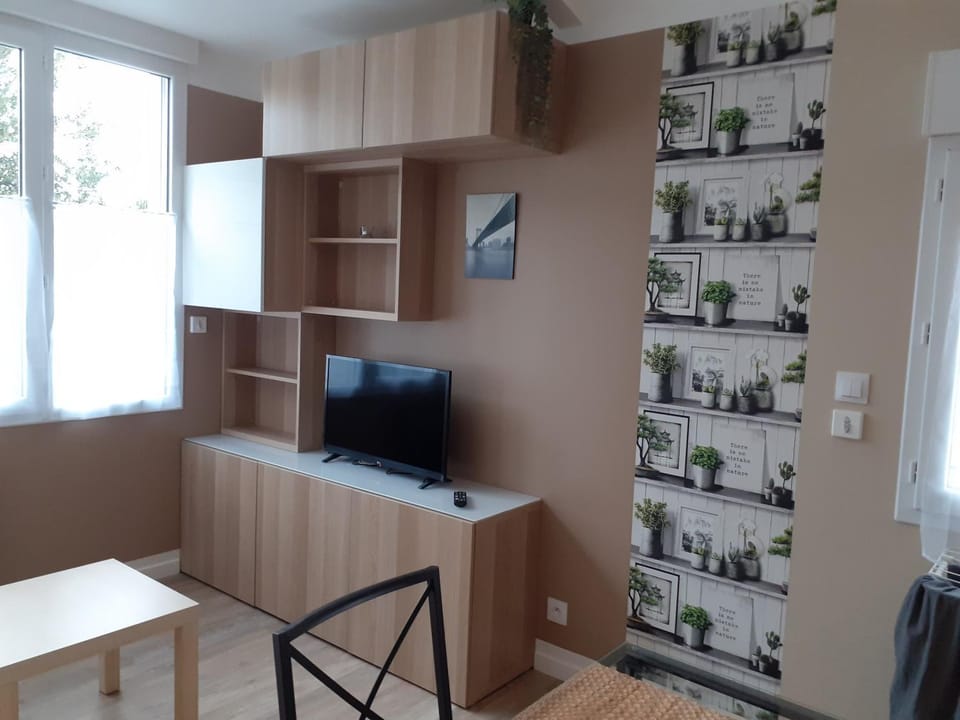 Mini Loft Apartment in Nouvelle-Aquitaine
