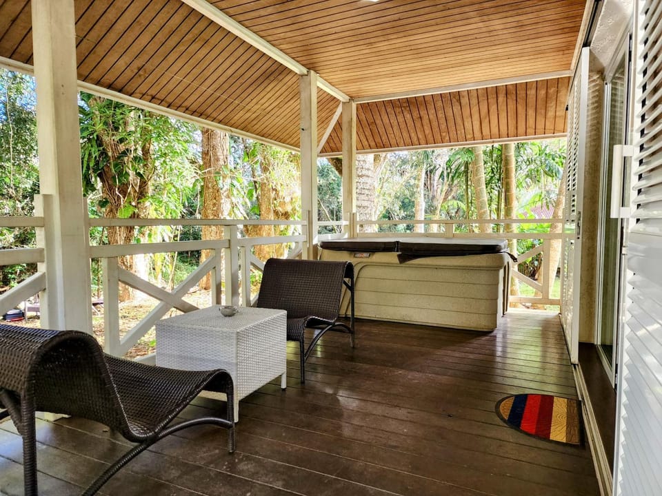 Patio, Spa and wellness centre/facilities