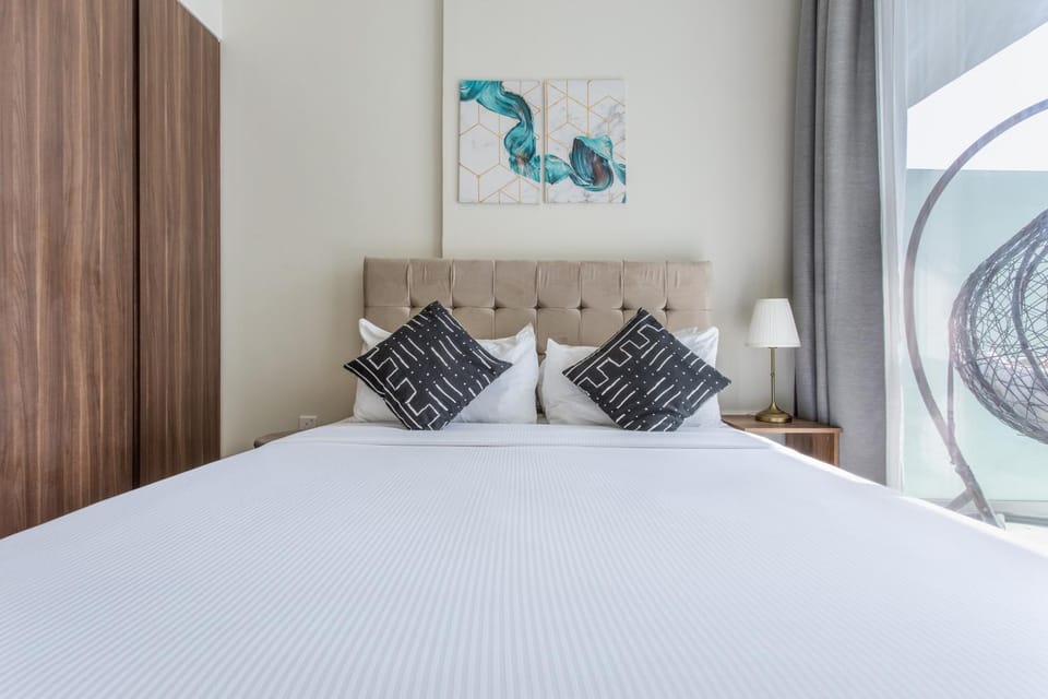 Reva Residences - One Bedroom Apartment by the S Holiday Homes Apartment hotel in Dubai