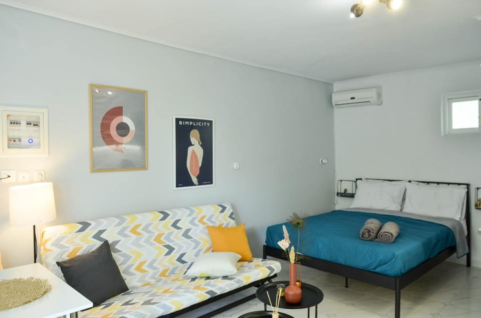 Living room, Seating area, Bedroom, air conditioner