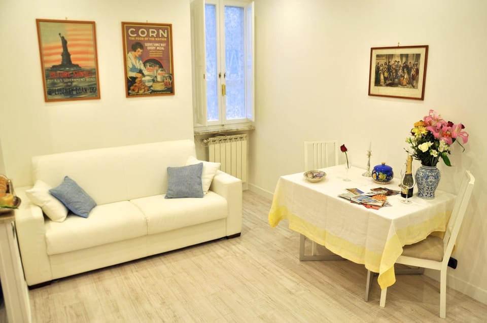 Living room, Other, Decorative detail, Dining area
