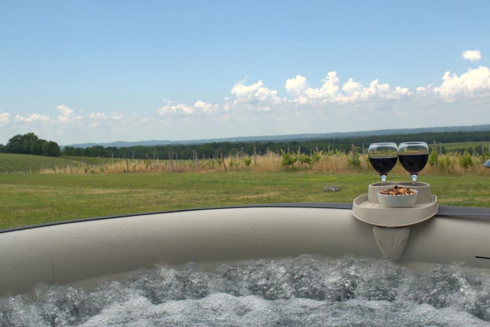 Natural landscape, Hot Tub, View (from property/room), Spa and wellness centre/facilities, Garden view, Pool view, Swimming pool