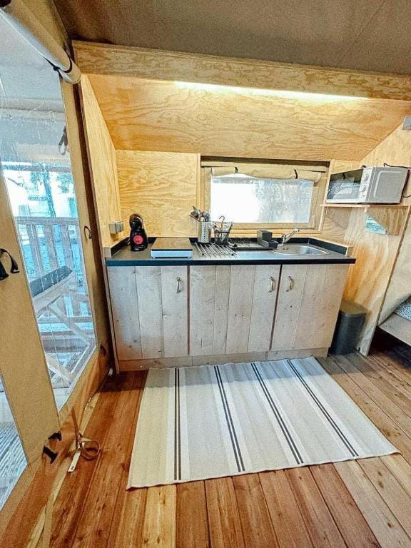 Camping Miramar Playa - tienda familiar Campground/ 
RV Resort in Torredembarra