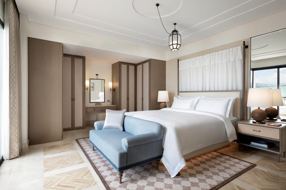 Bedroom, Family