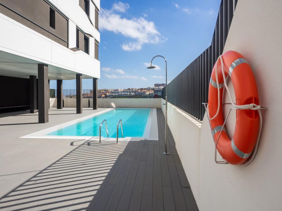 Day, Swimming pool, Swimming pool