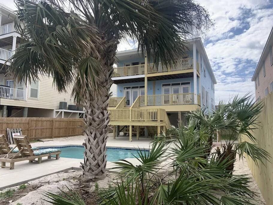 Balcony/Terrace, Swimming pool