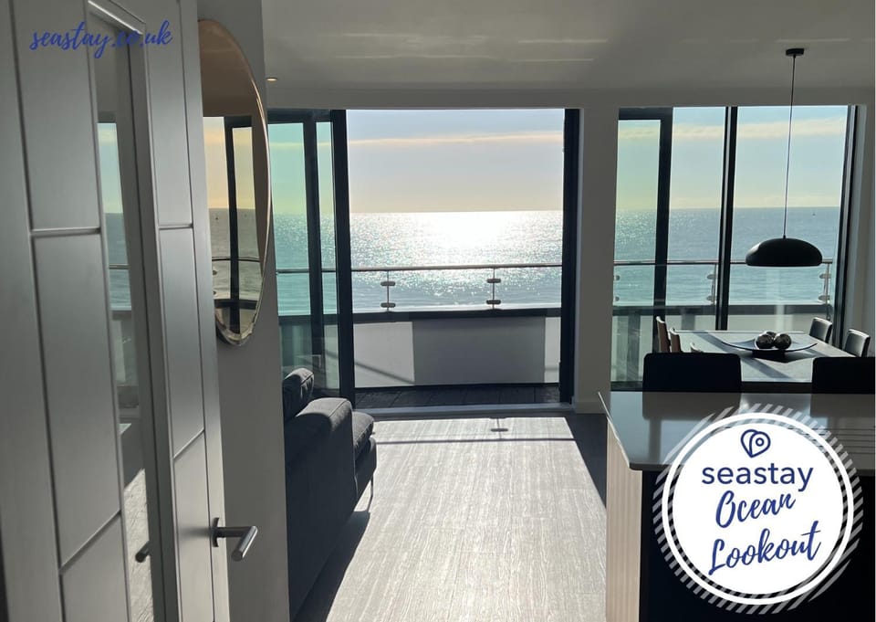 Ocean Lookout - 3 Bed Sea View Apt Parking House in Ramsgate