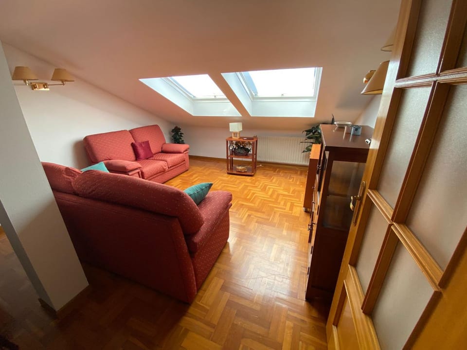 Game Room, Living room, Lounge or bar