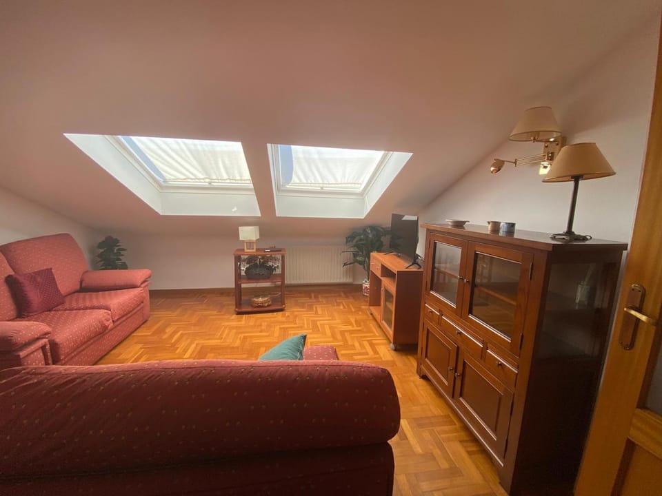 Living room, Lounge or bar