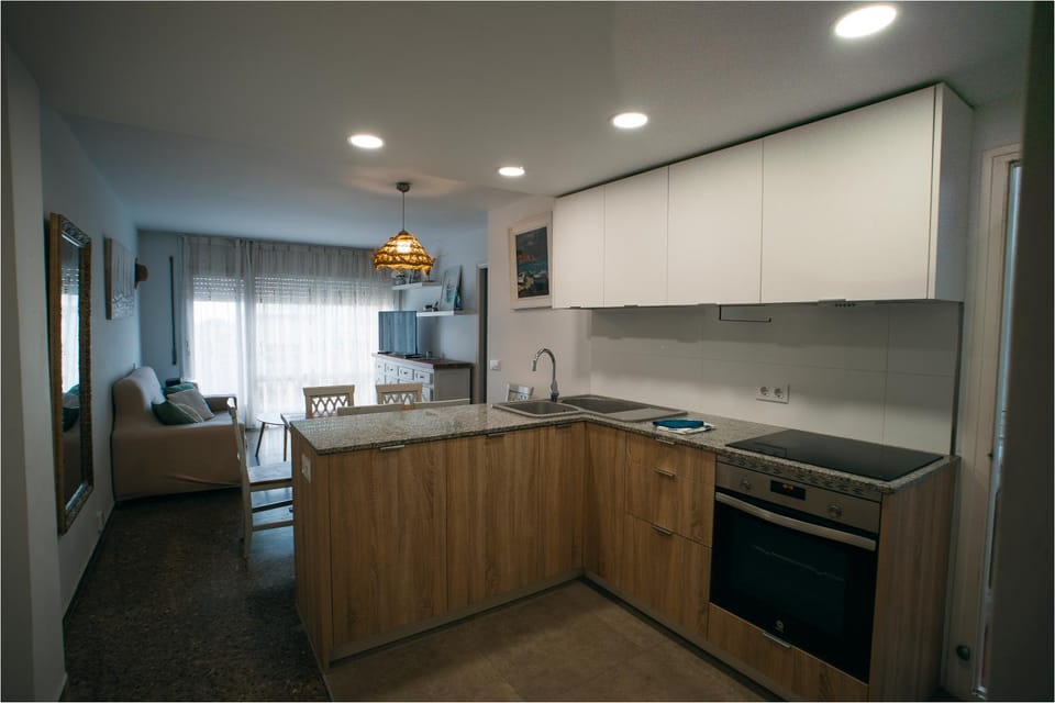 Apartamento Floral al centro de Palamós con Wi-Fi Apartment in Palamós