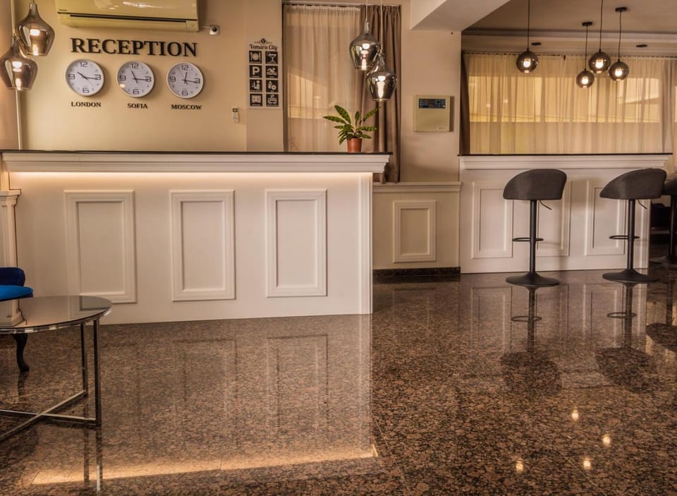 Property building, Lobby or reception, Seating area