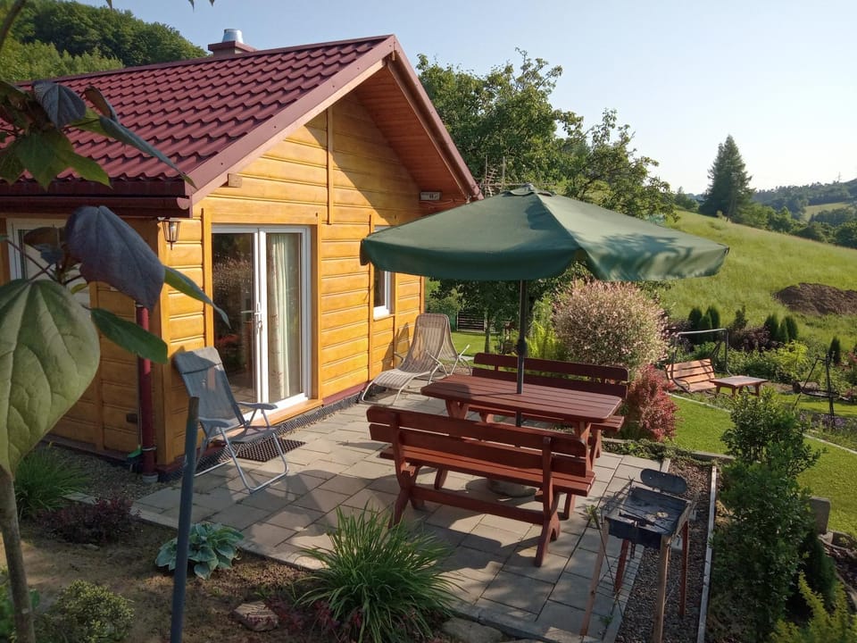 Domek w bieszczadzkim sadzie Solina House in Slovakia