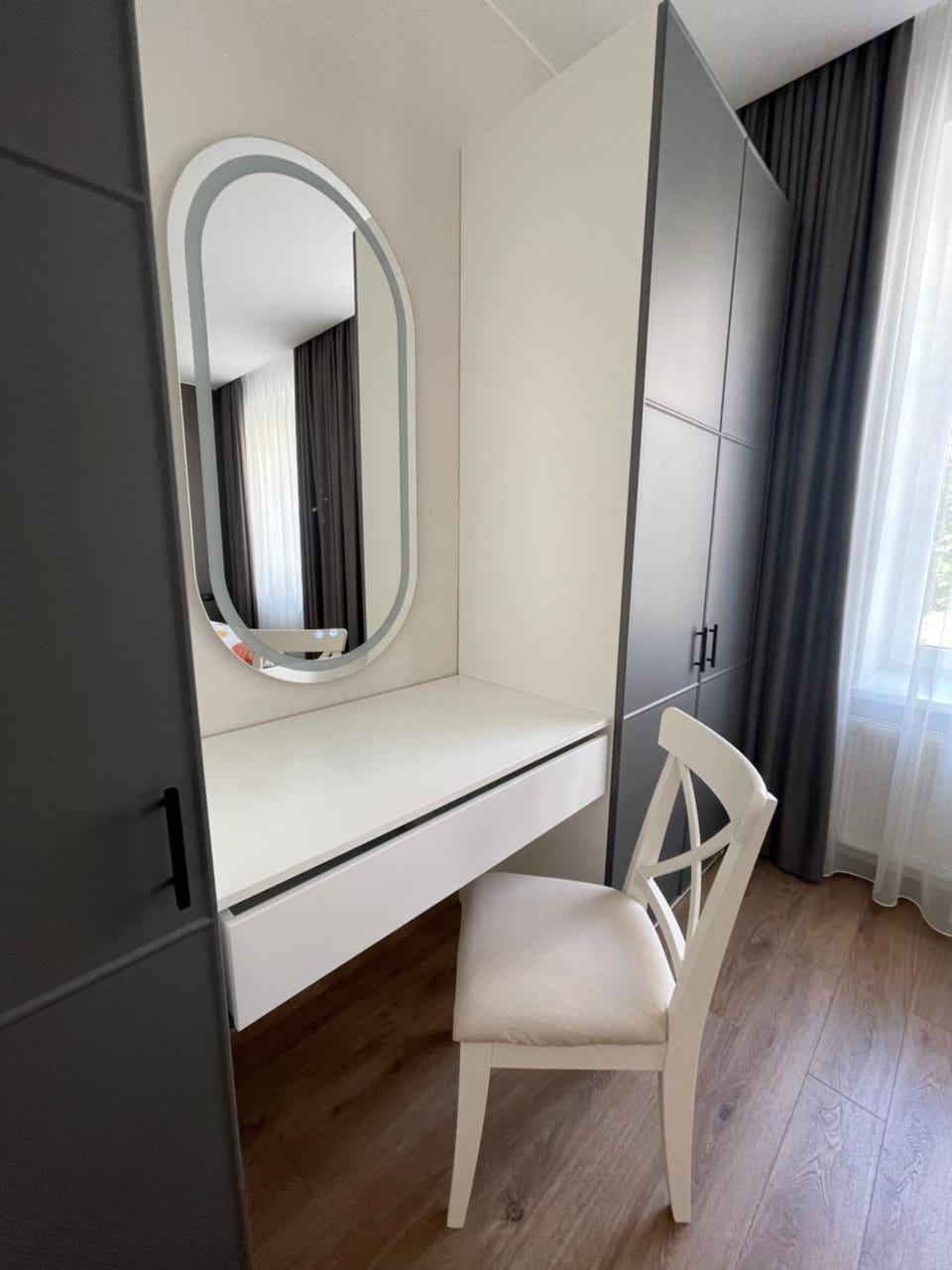 Bedroom, hair dresser, wardrobe