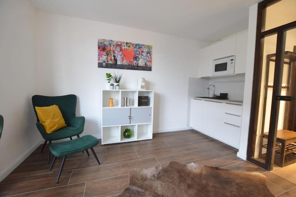Studio 7 City Lage mit Garage nähe Köln Bonn Apartment in Rhineland-Palatinate