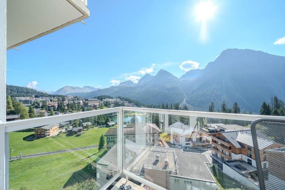 Property building, Day, Neighbourhood, Natural landscape, View (from property/room), Balcony/Terrace, Mountain view