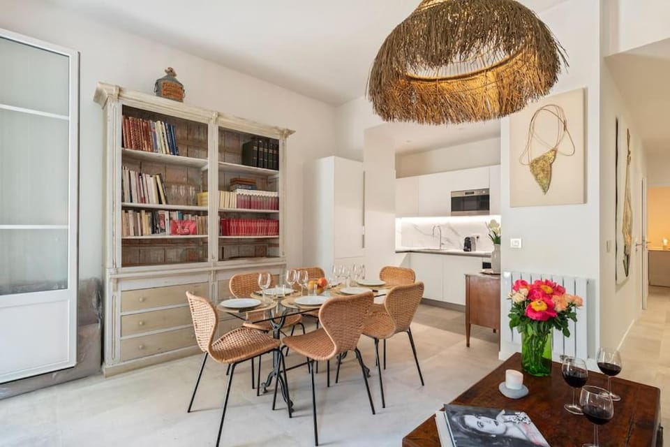 HOME ART Apartment in Nice