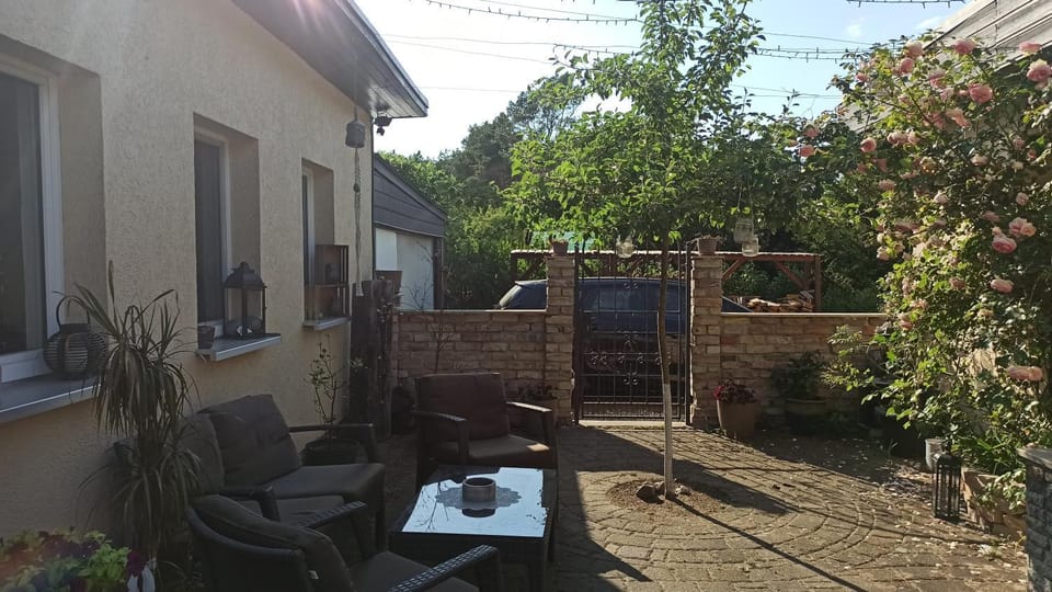 Patio, View (from property/room), Balcony/Terrace, Garden view