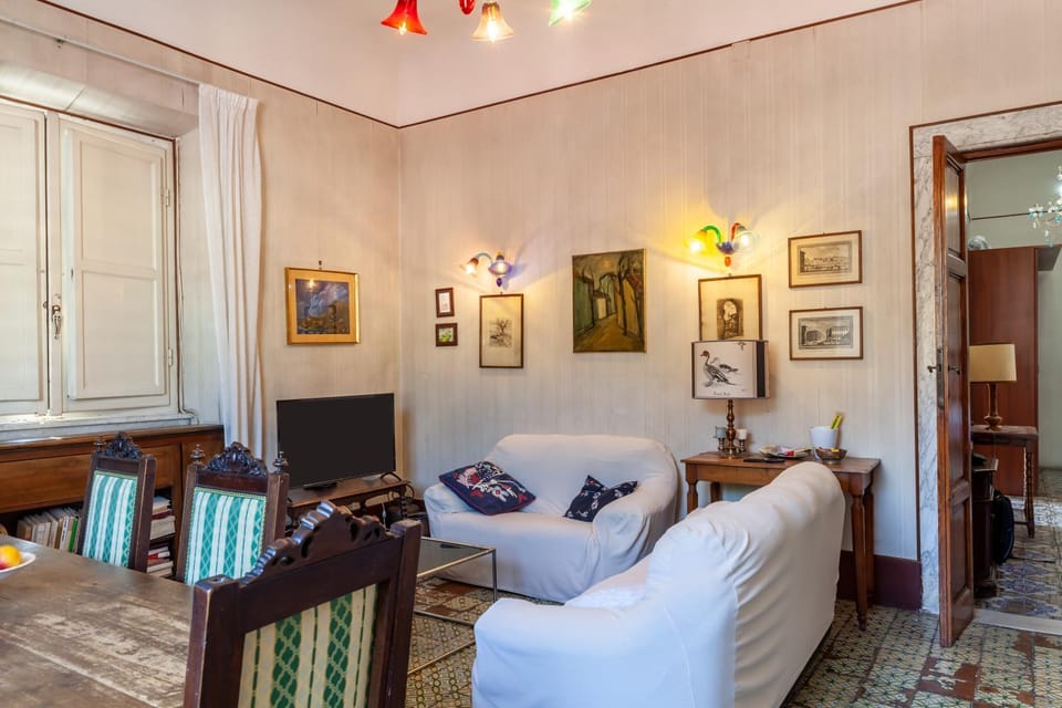 Property building, Living room