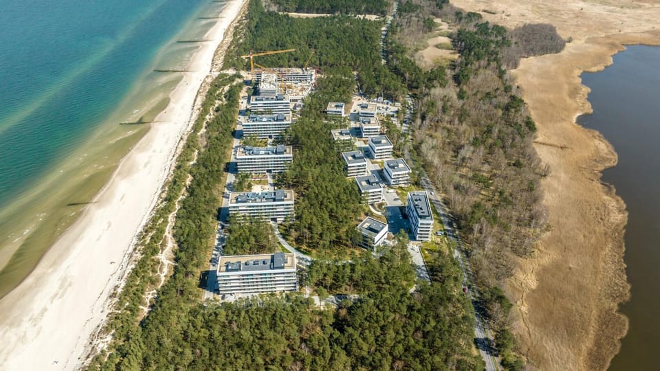 Day, Natural landscape, Bird's eye view, Beach, City view, Sea view