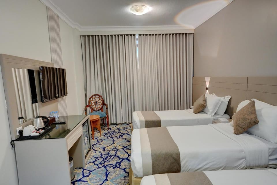 Seating area, Bedroom