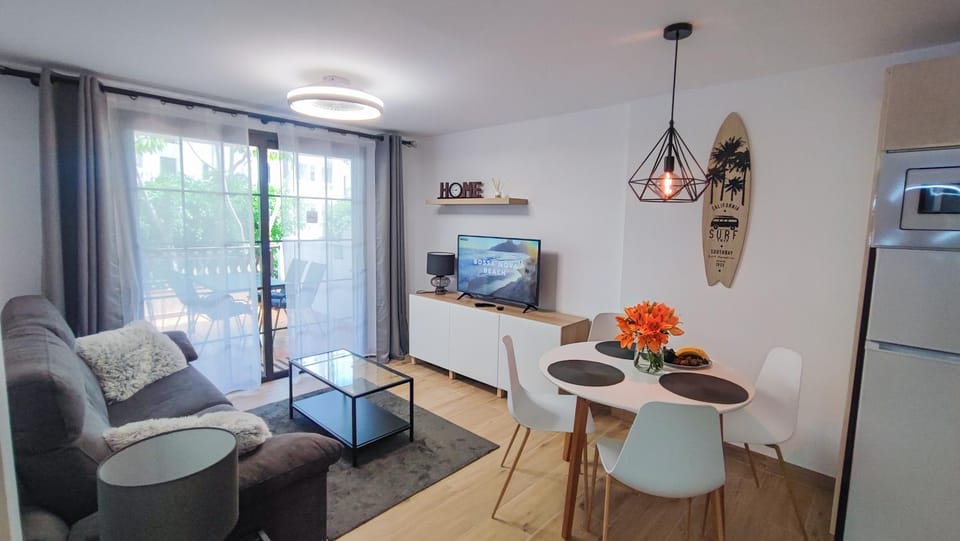 TV and multimedia, Living room, Dining area, Bedroom