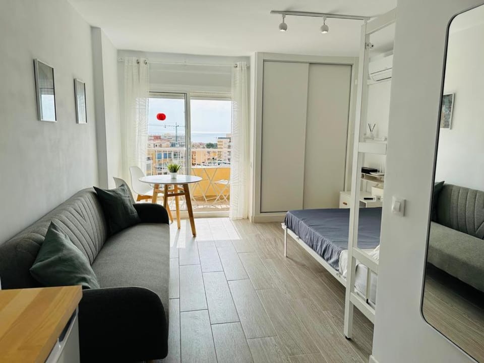 Modern White Studio Apartment in Benalmadena