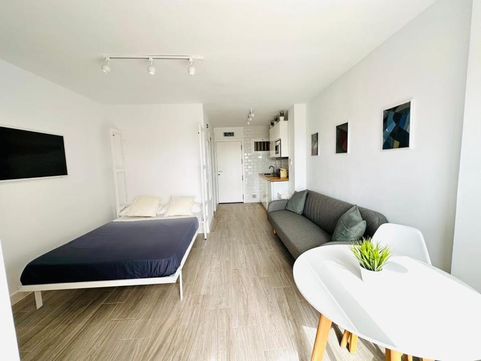 Modern White Studio Apartment in Benalmadena