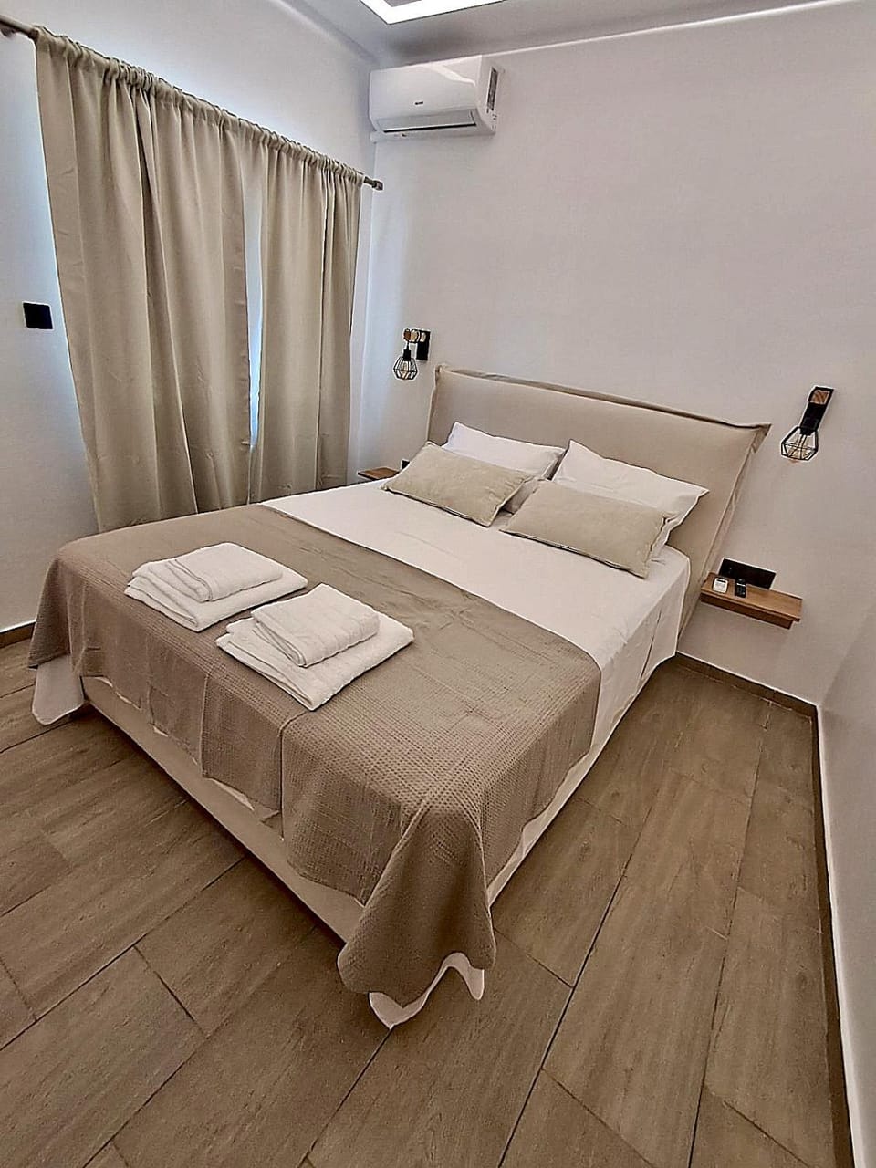 Modern elegant escape on the Ionian coast, near Ancient Olympia Apartment in Peloponnese, Western Greece and the Ionian