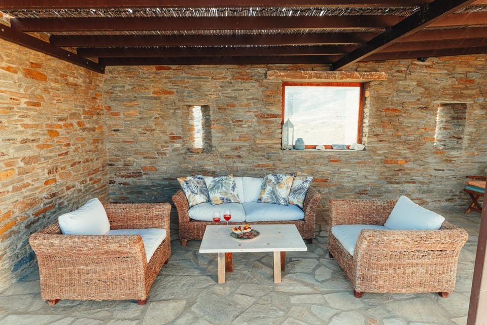 Patio, Seating area