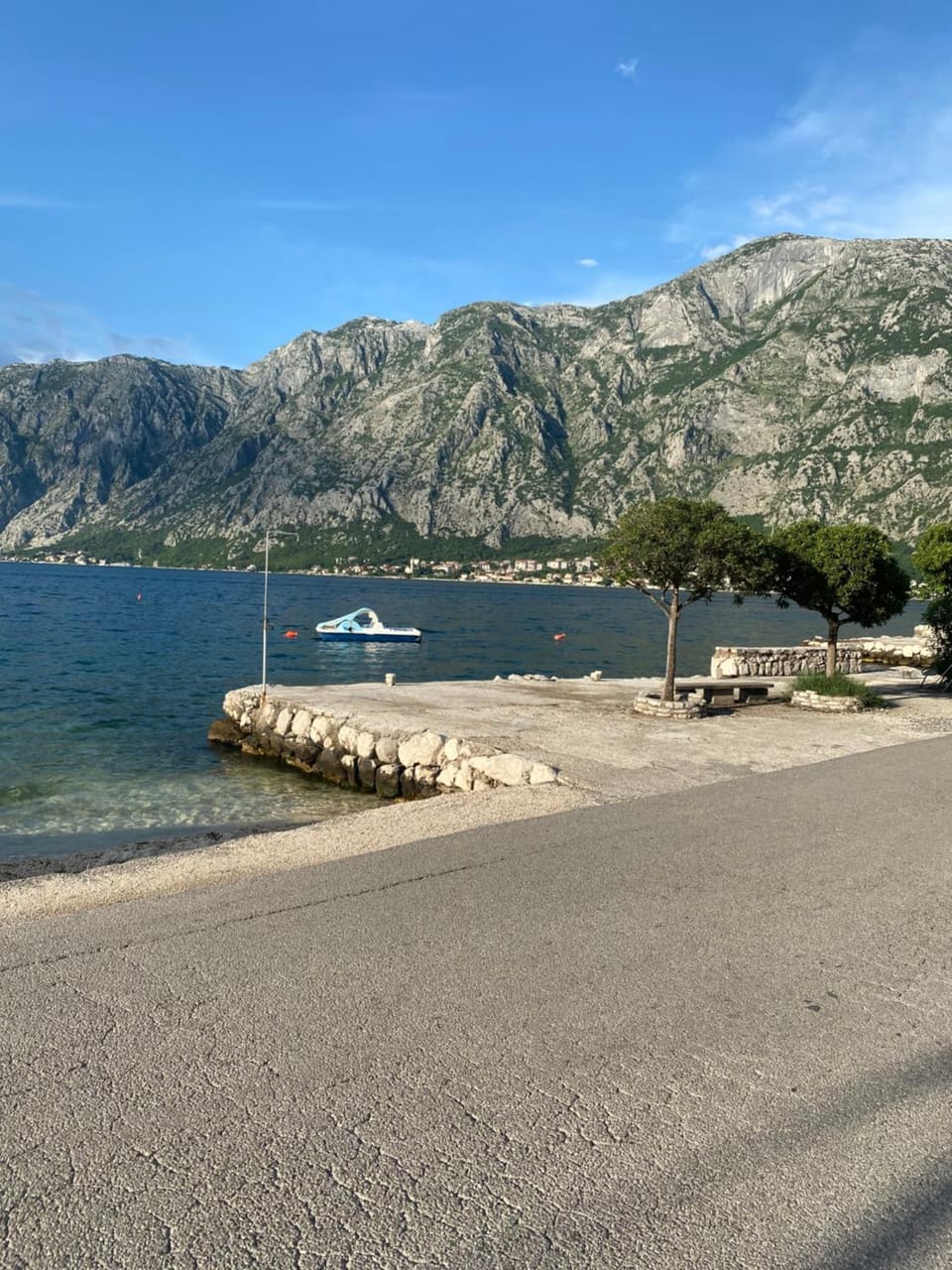 Boka bay seaview apartment Apartment in Kotor Municipality