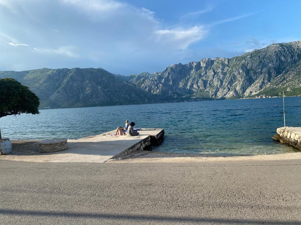 Boka bay seaview apartment Apartment in Kotor Municipality