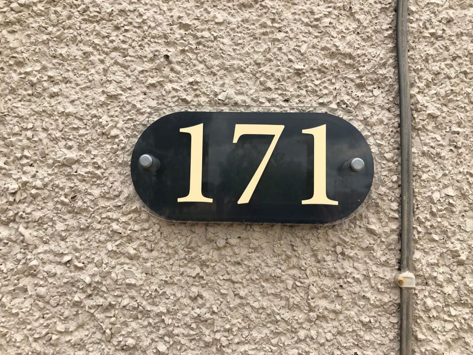 Day, Street view