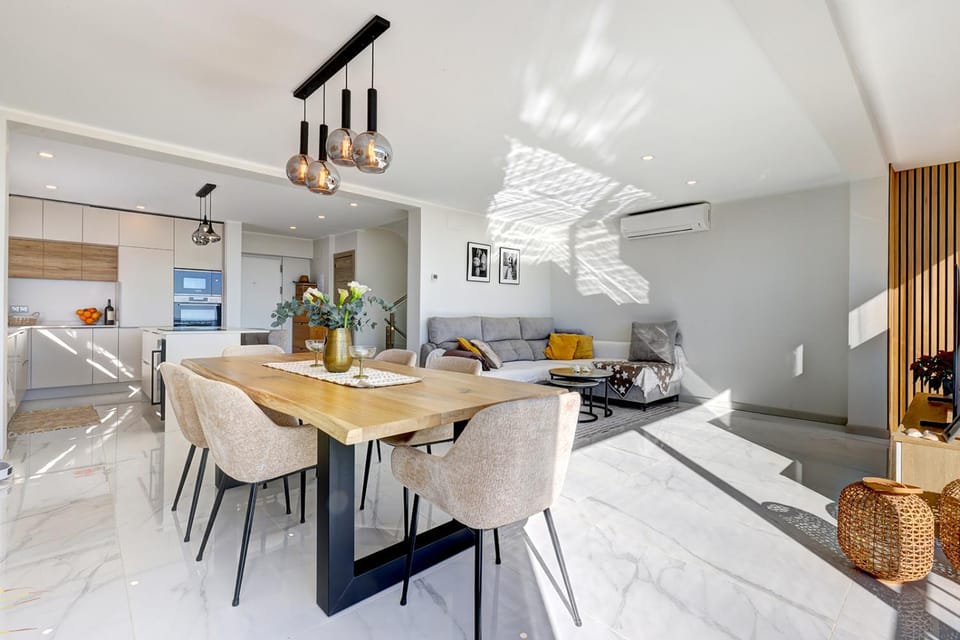 Living room, kitchen