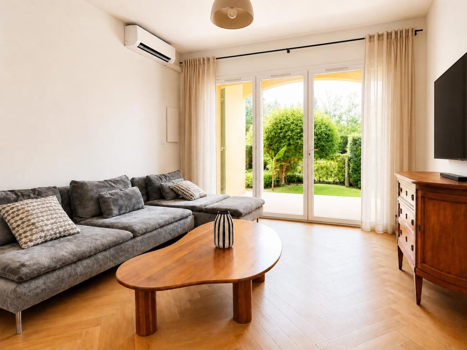 Garden, Garden, TV and multimedia, Living room