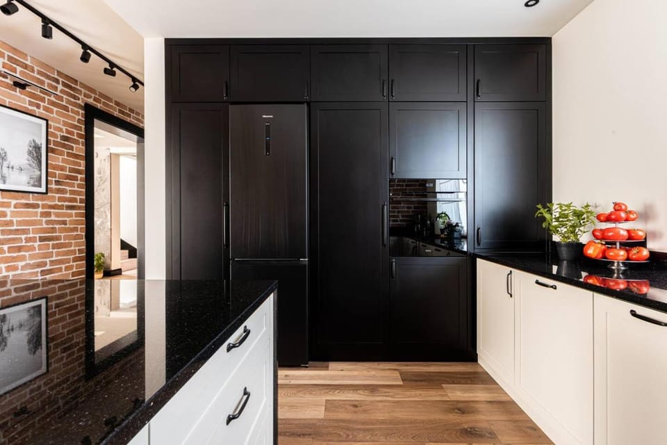 Kitchen or kitchenette, oven, stove