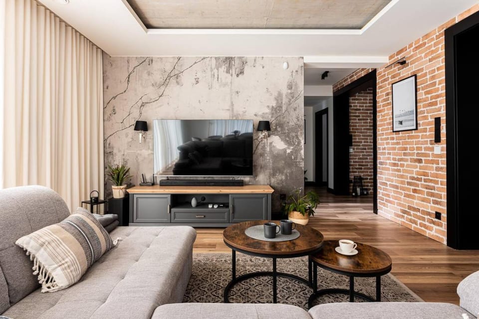 Communal lounge/ TV room, TV and multimedia, Living room, Seating area, Evening entertainment