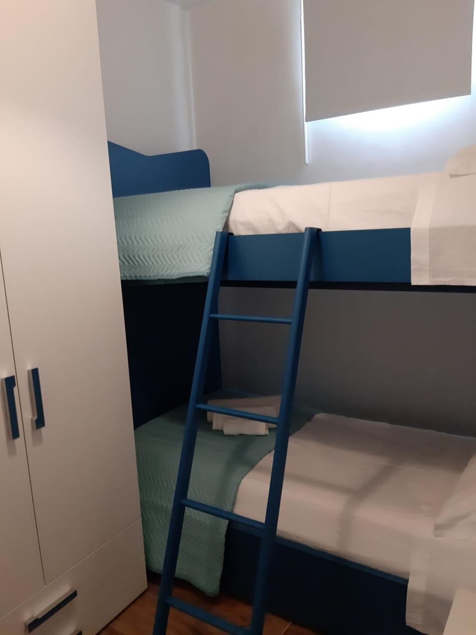 bunk bed