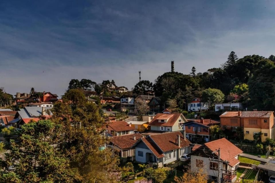 Brand New and Fully Equipped Apartment in the Center of Gramado! Apartment in Gramado