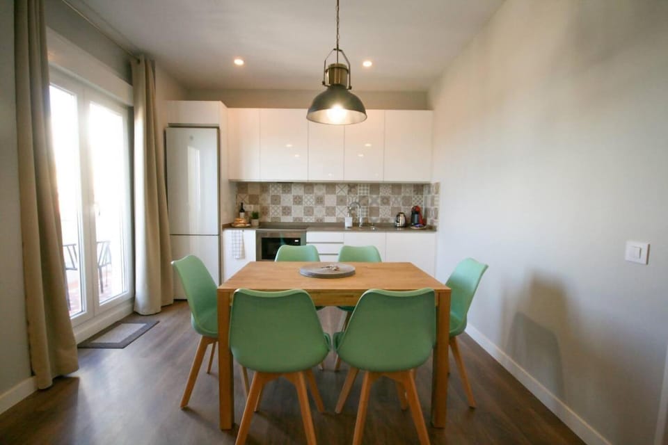 Apartamento con Terraza al Palacio Real Apartment in Centro