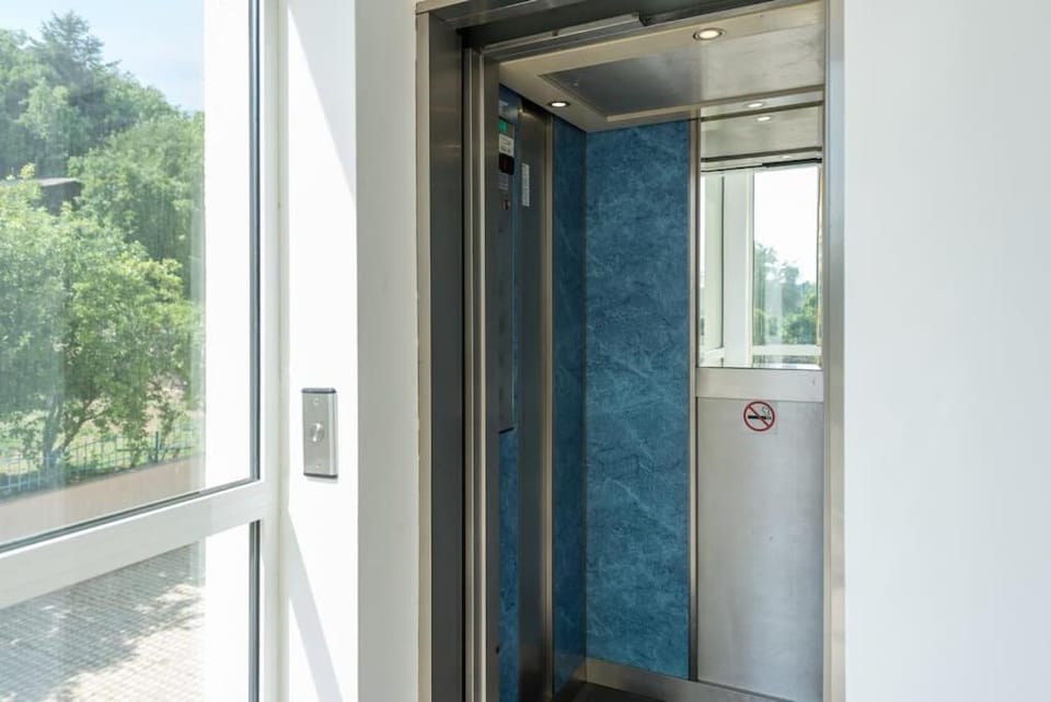 elevator