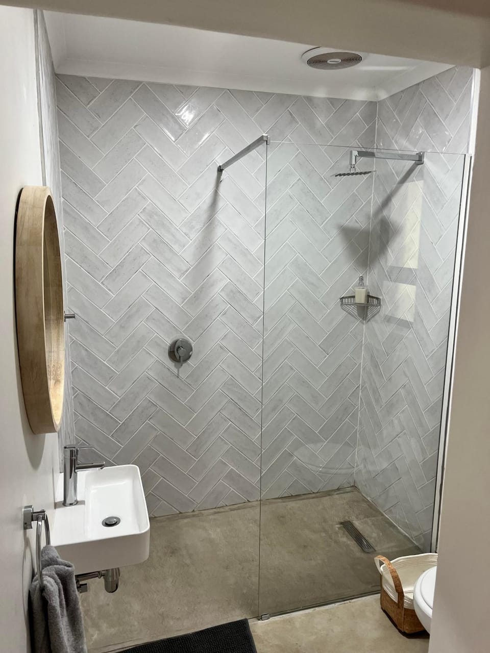 Shower, Bathroom