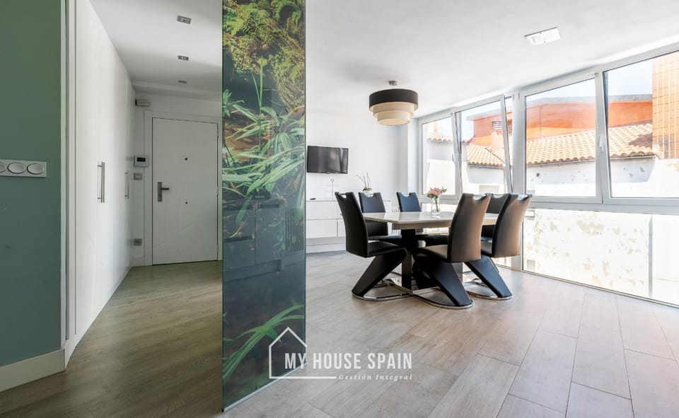 MyHouseSpain - Espacioso piso con parking Apartment in Gijón