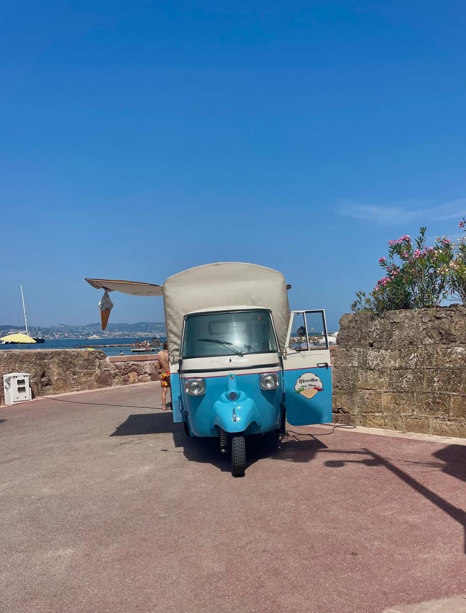 The Beach House, Theoule sur mer, Cote dAzur, France Villa in Mandelieu-La Napoule