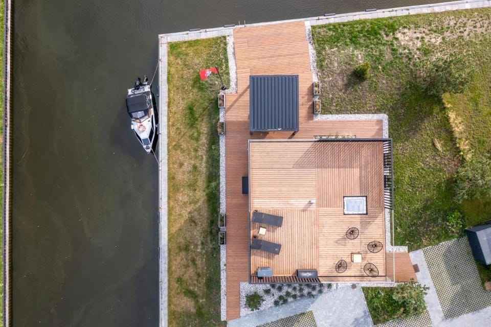 Property building, Neighbourhood, Bird's eye view