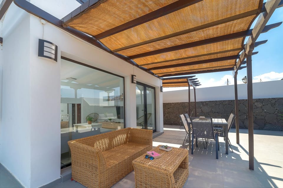 Casa OASIS DEL SOL, prívate villa in Playa Blanca Villa in Playa Blanca