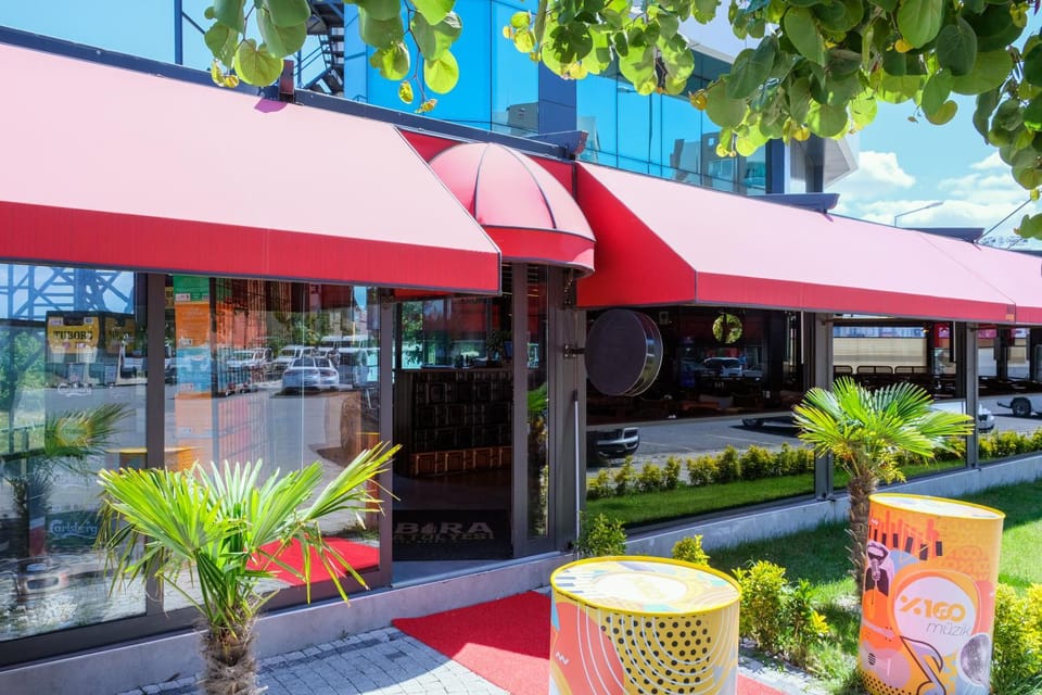 Restaurant/places to eat