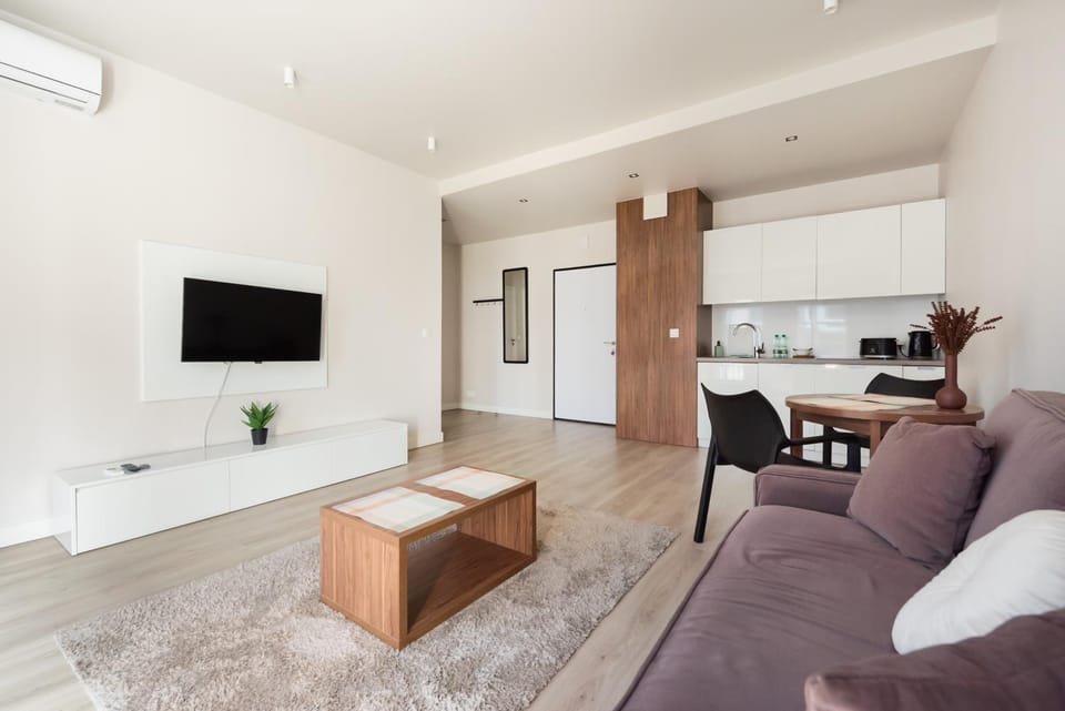 Communal lounge/ TV room, TV and multimedia, Kitchen or kitchenette, Living room, Seating area, Dining area, Evening entertainment, minibar, air conditioner