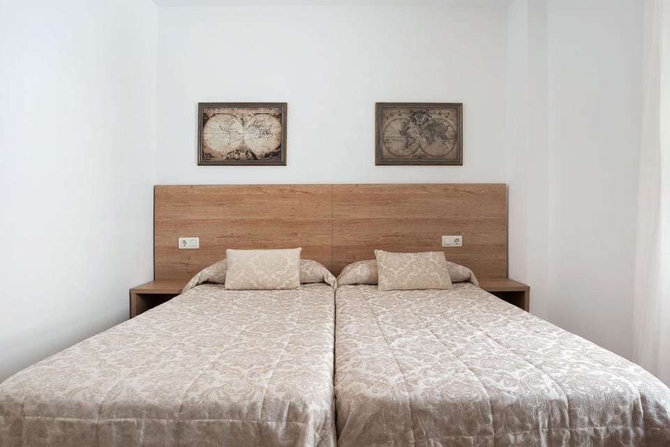 Living room, Bedroom